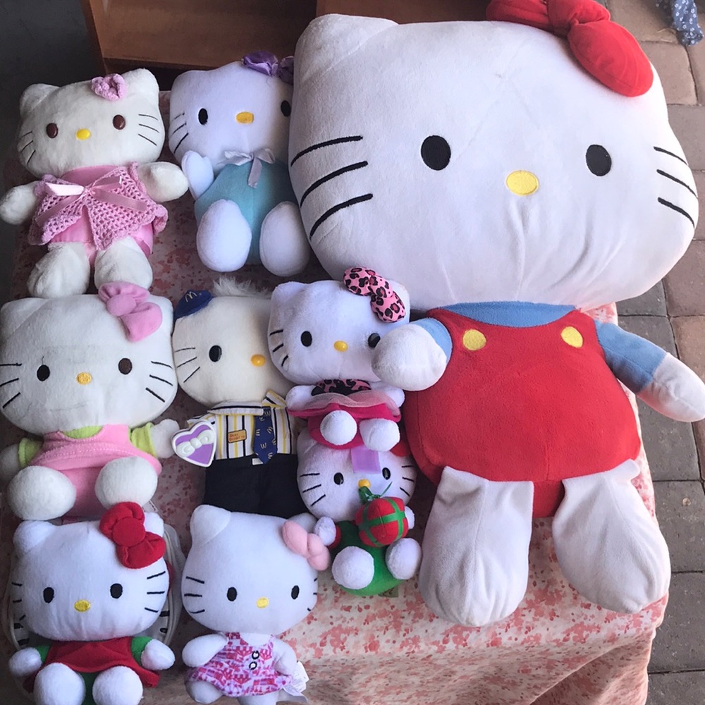 Hello kitty lot